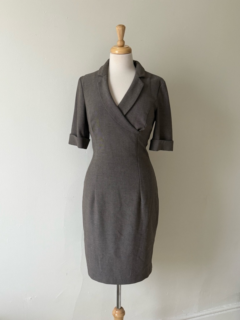 Vintage Le Château Structured Wrap Style Dress Brown Career Minimalist Midi Y2K